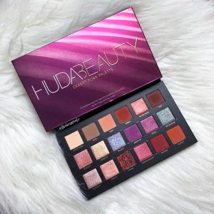 huda beauty desert dusk eyeshadow palette